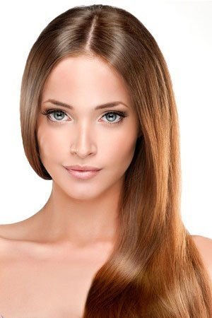thumbs Straight hair with centre parting